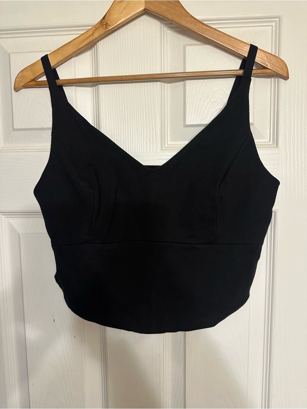 CAbi Black Cropped Layering Tank Top M Minimalist Capsule Wardrobe 90s Model
